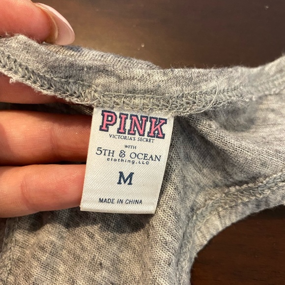 LOVE PINK VS PHILLIES RAZER BACK M - Picture 5 of 5